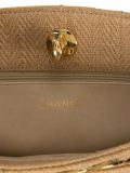 chain shoulder bag