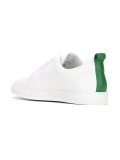 Slid sneakers