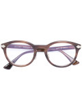 line detailing glasses