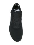 slip-on sneakers 