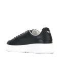 contrast trainers 