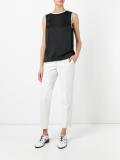 contrasting detail tank