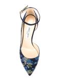 Lucy 100 pumps