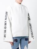 flared sleeved sweatshirt