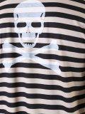skull print striped T-shirt