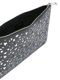 cut out clutch