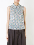 classic collar shirt