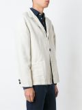 排扣夹克