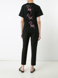 chest slogan T-shirt