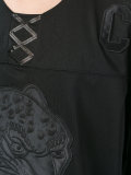 tiger patch top 