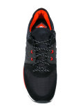 009 New Balance sneakers