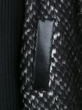 'Graphic Harmony'外套
