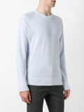 raglan sleeves sweatshirt