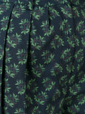 wide-legged cropped trousers