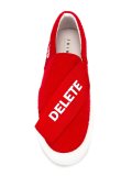 'Delete, Shut Up'无带板鞋