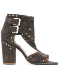 Deric sandals