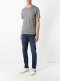 slim-fit jeans 
