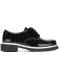 lace up shoes