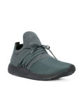 'Raven' trainers