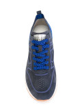 lace up trainers 