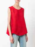sleeveless top 