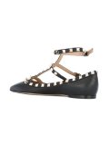 'Rockstud'平底鞋