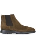 slip-on boots 