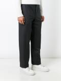 regular trousers 