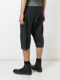 folded fastening drop-crotch shorts