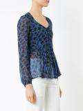 V neck blouse