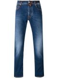 slim-fit jeans 