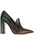 brogue detail pumps