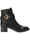 Max boots