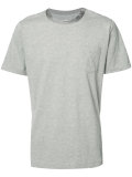 short-sleeved T-shirt