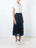 pleated skirt