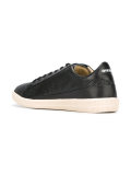 lace up trainers 