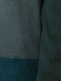 V-neck pullover