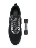 'Chaussures'板鞋