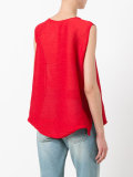 sleeveless top 