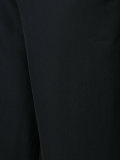 wide-legged cropped trousers