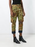 'Livery Tenent Icon' cropped camouflage trousers