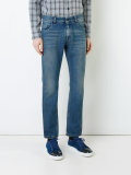 illustrate slim-fit jeans