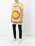 tie-dye T-shirt