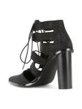 'Taffy I' pumps