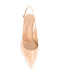 low heel pumps 