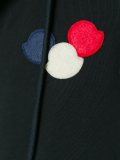 logo标牌连帽夹克