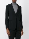 single breasted blazer