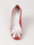 round toe pumps