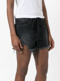  frayed denim shorts 