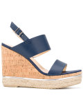 wedged sandals 